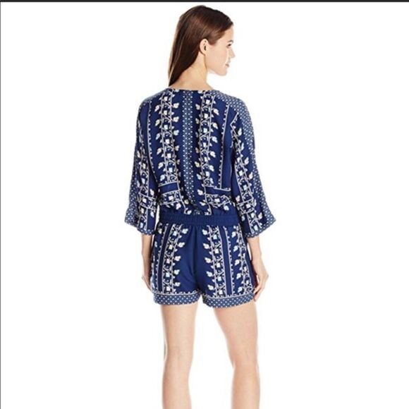 BCBG MAXAZRIA navy print Danae crepe romper XXS - Picture 3 of 9